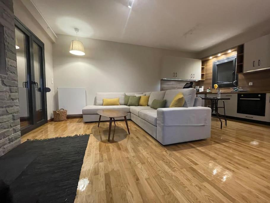 Agnanta Mountain Residence Bagian luar foto